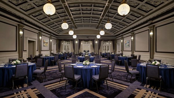 Farimont Empress, Canada