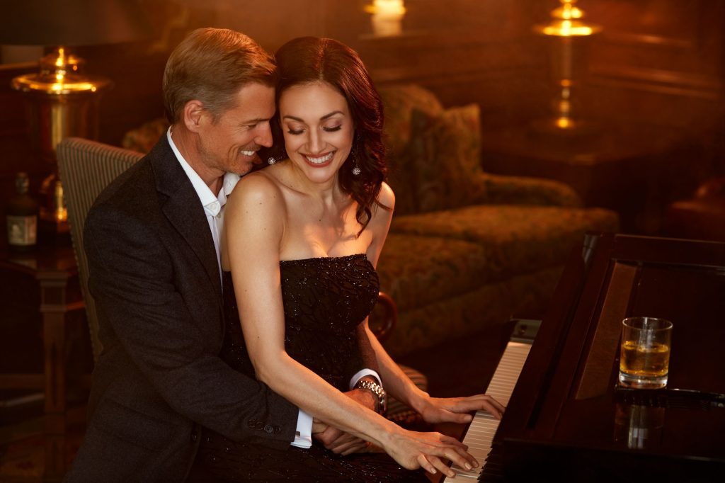 Piano JW